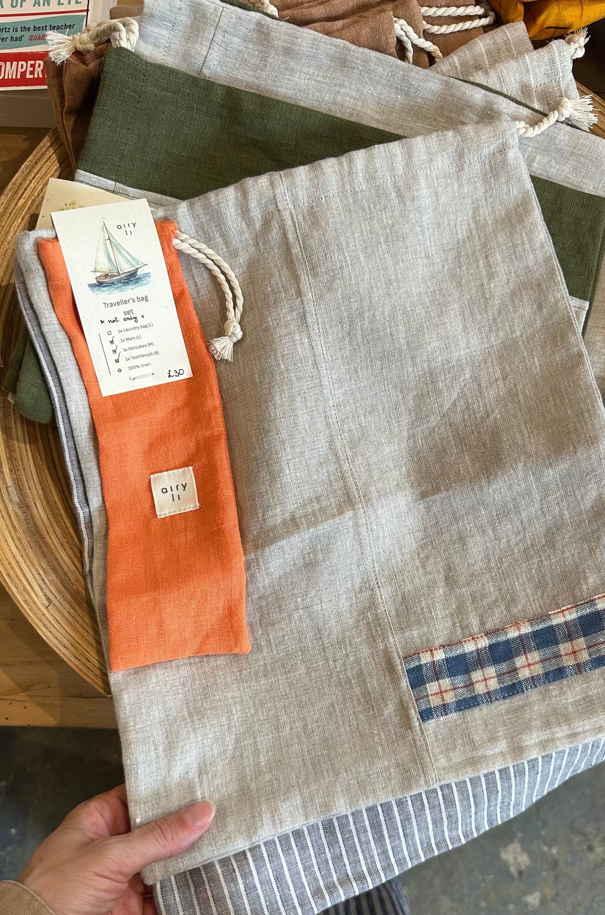 Traveller linen bag set