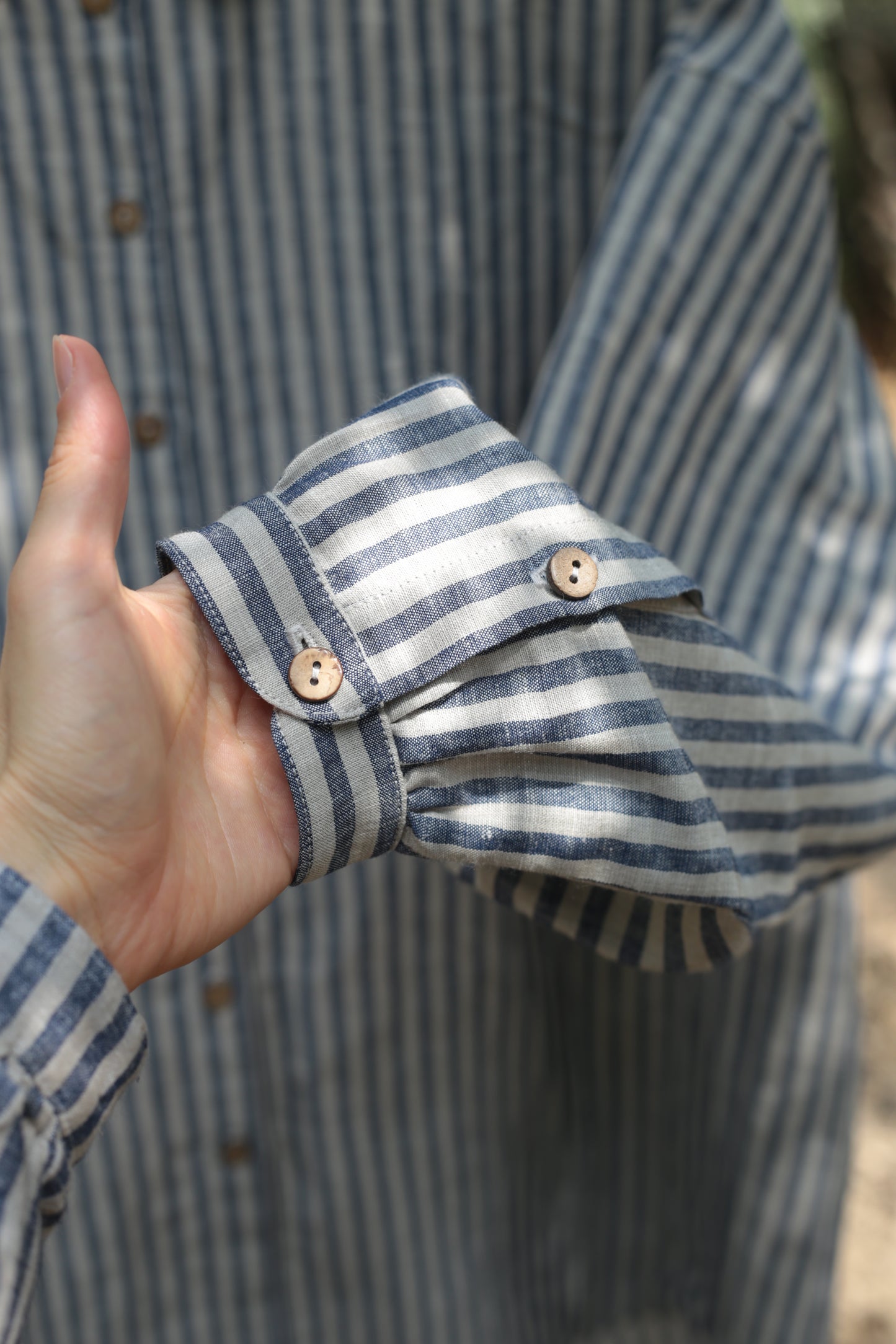 Traveller Linen shirt for women with turn-down collar in grey-blue stripes