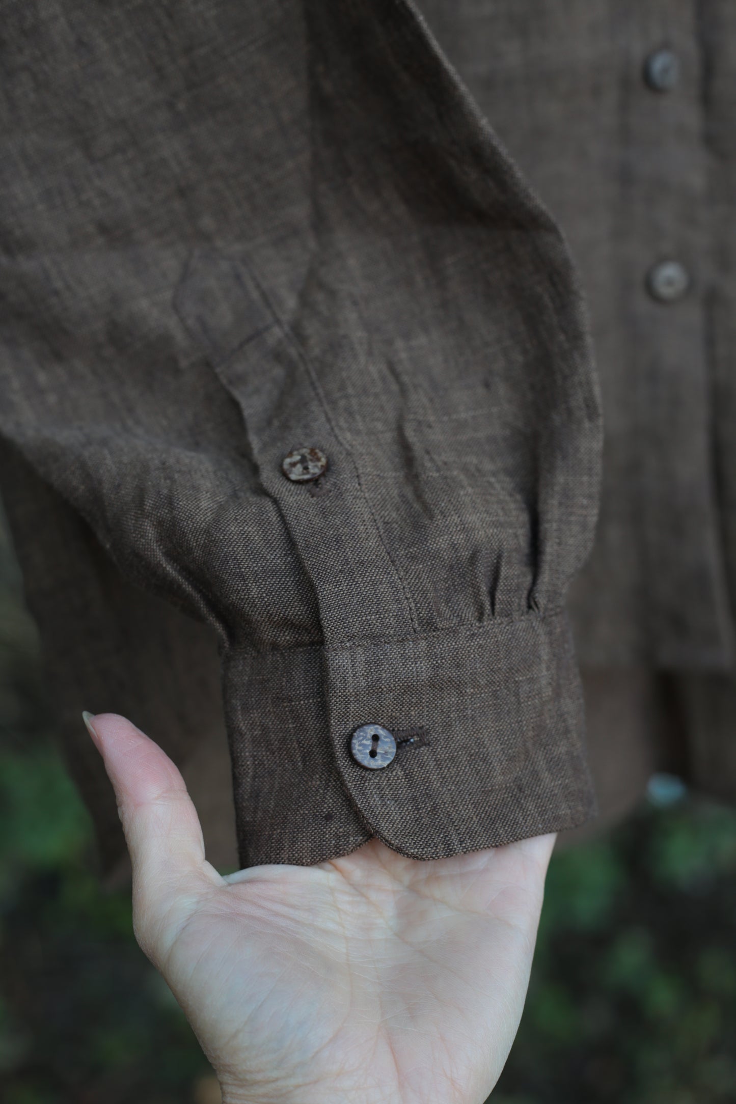 Traveller Linen shirt for women with stand collar in Chestnut Brown color