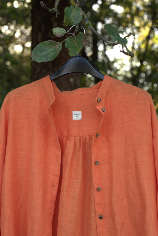 Traveller Linen shirt for women with stand collar in Juicy Orange