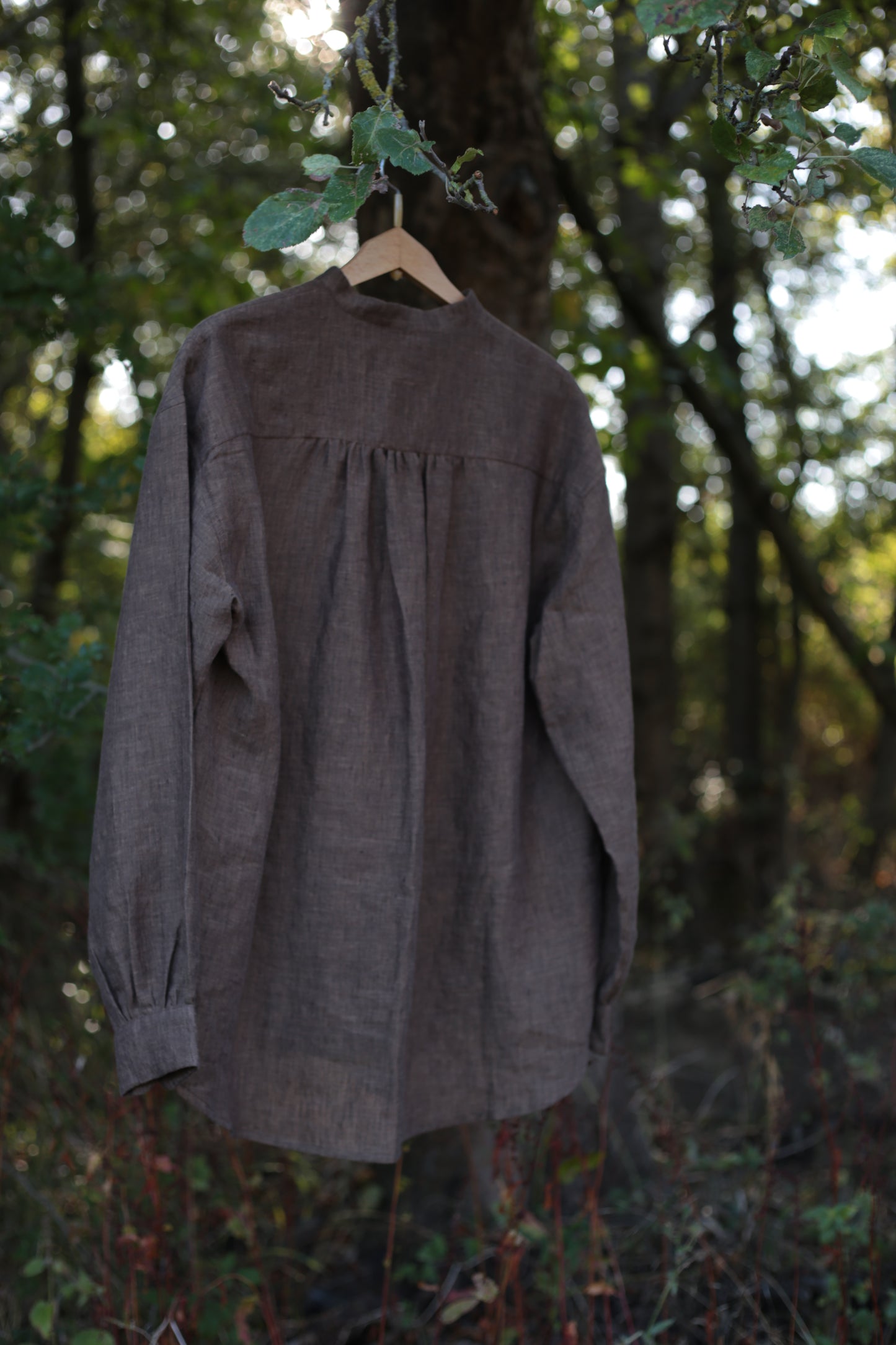 Traveller Linen shirt for women with stand collar in Chestnut Brown color