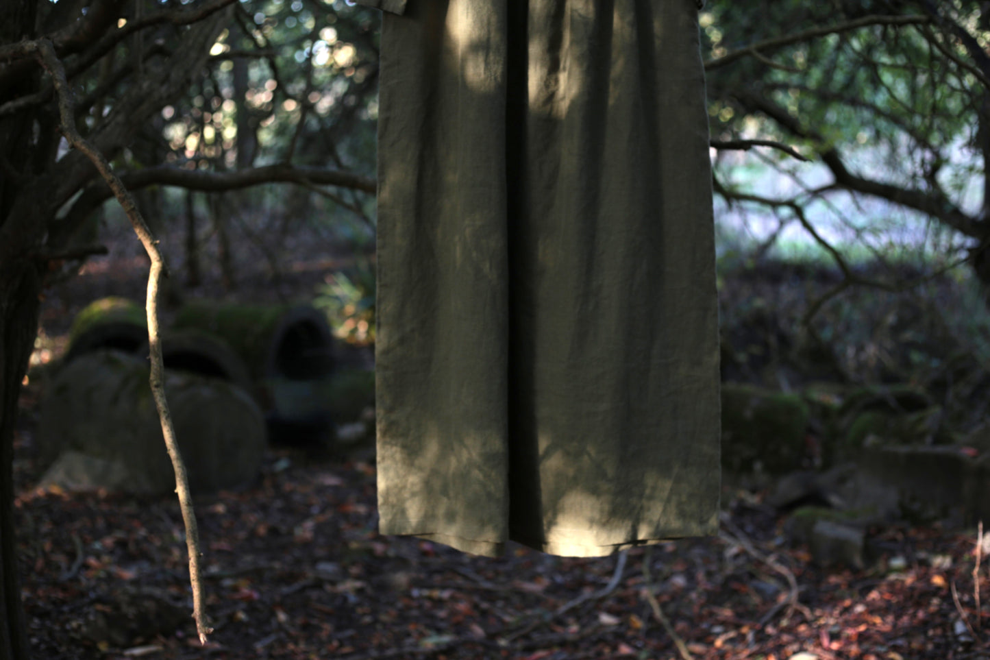 Maxi linen longsleeve dress in Moss Green color
