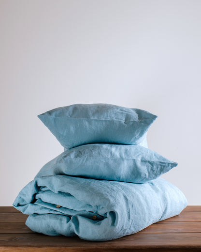 Set of 2 Linen Pillowcases in Aquamarine Blue Color