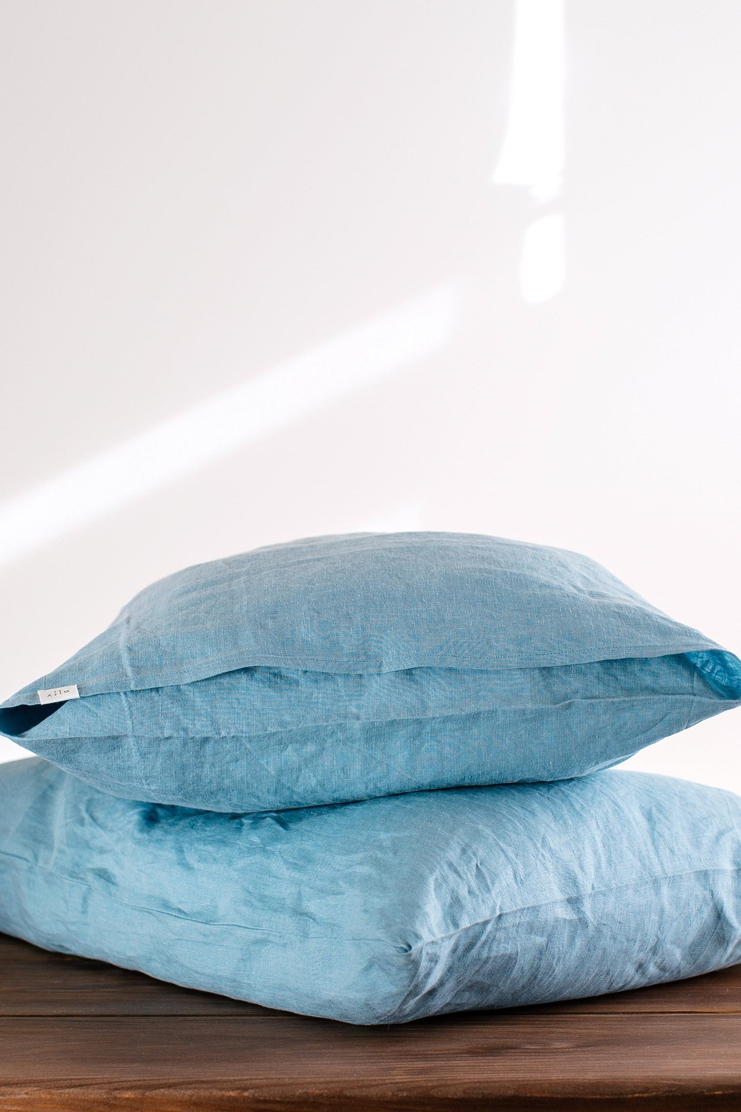 Set of 2 Linen Pillowcases in Aquamarine Blue Color