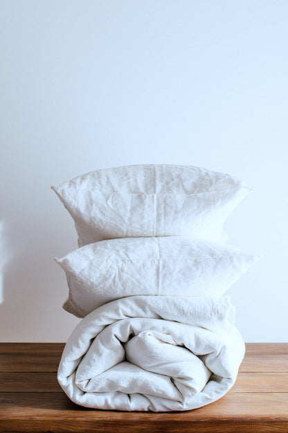 Set of 2 Midweight Linen Pillowcases in Natural White color