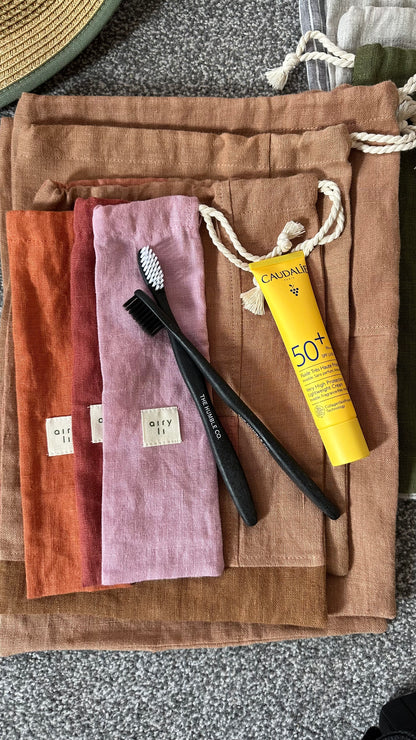 Traveller linen bag set