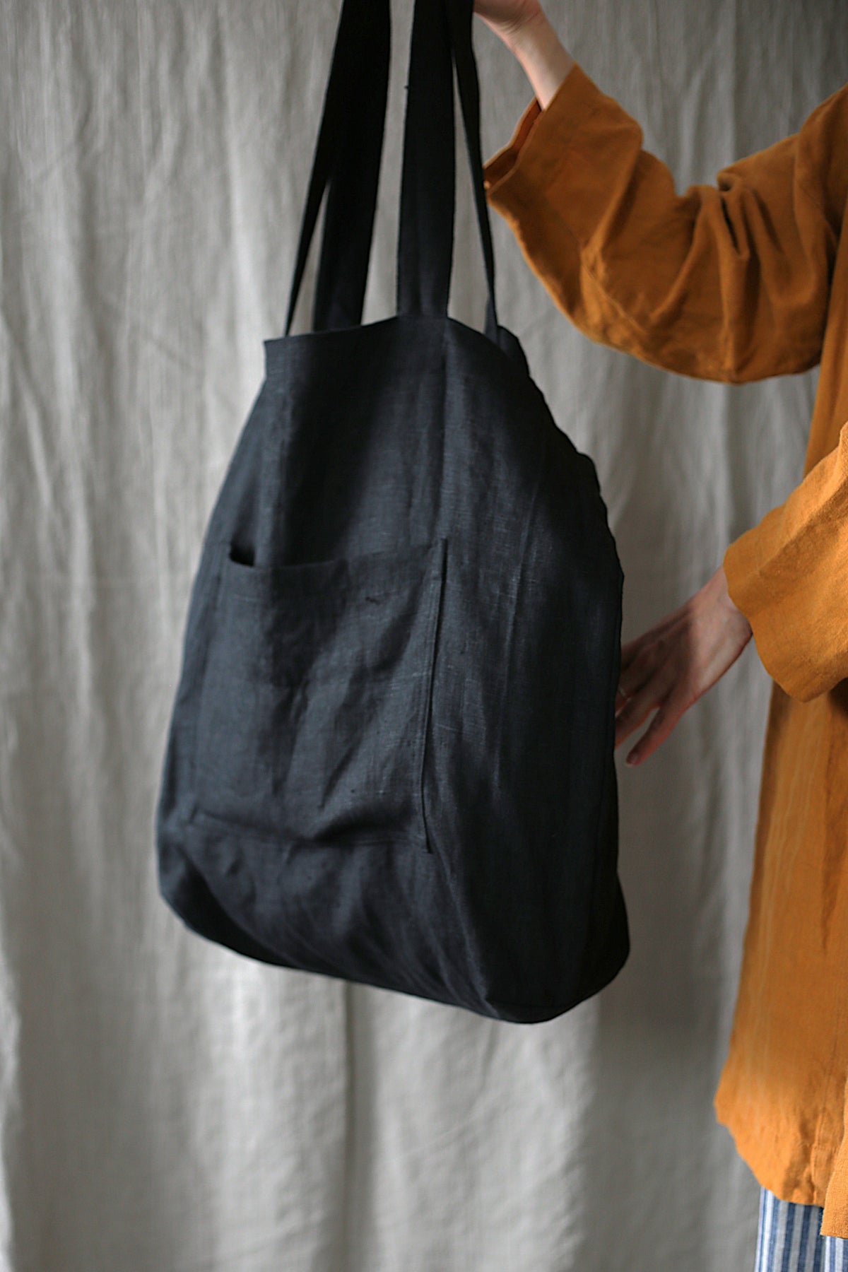 Heavy Linen tote bag in Black colour