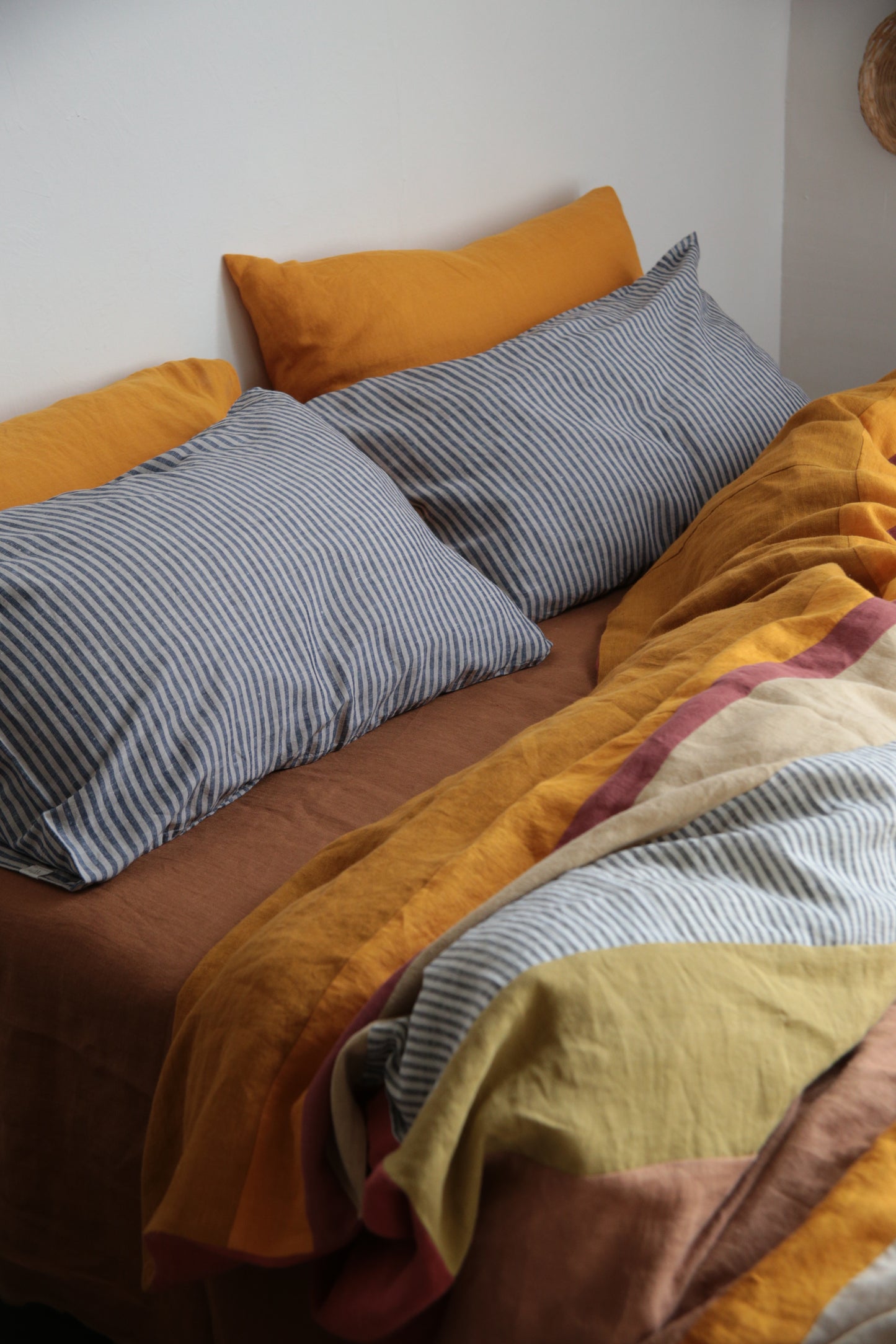 Set of 2 Linen Pillowcases in Grey/Navy Stripes