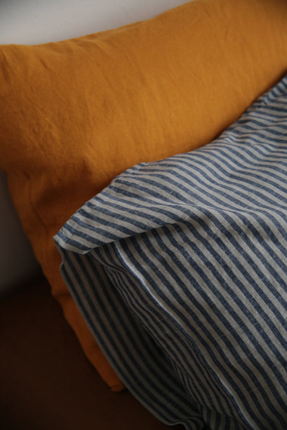 Set of 2 Linen Pillowcases in Grey/Navy Stripes