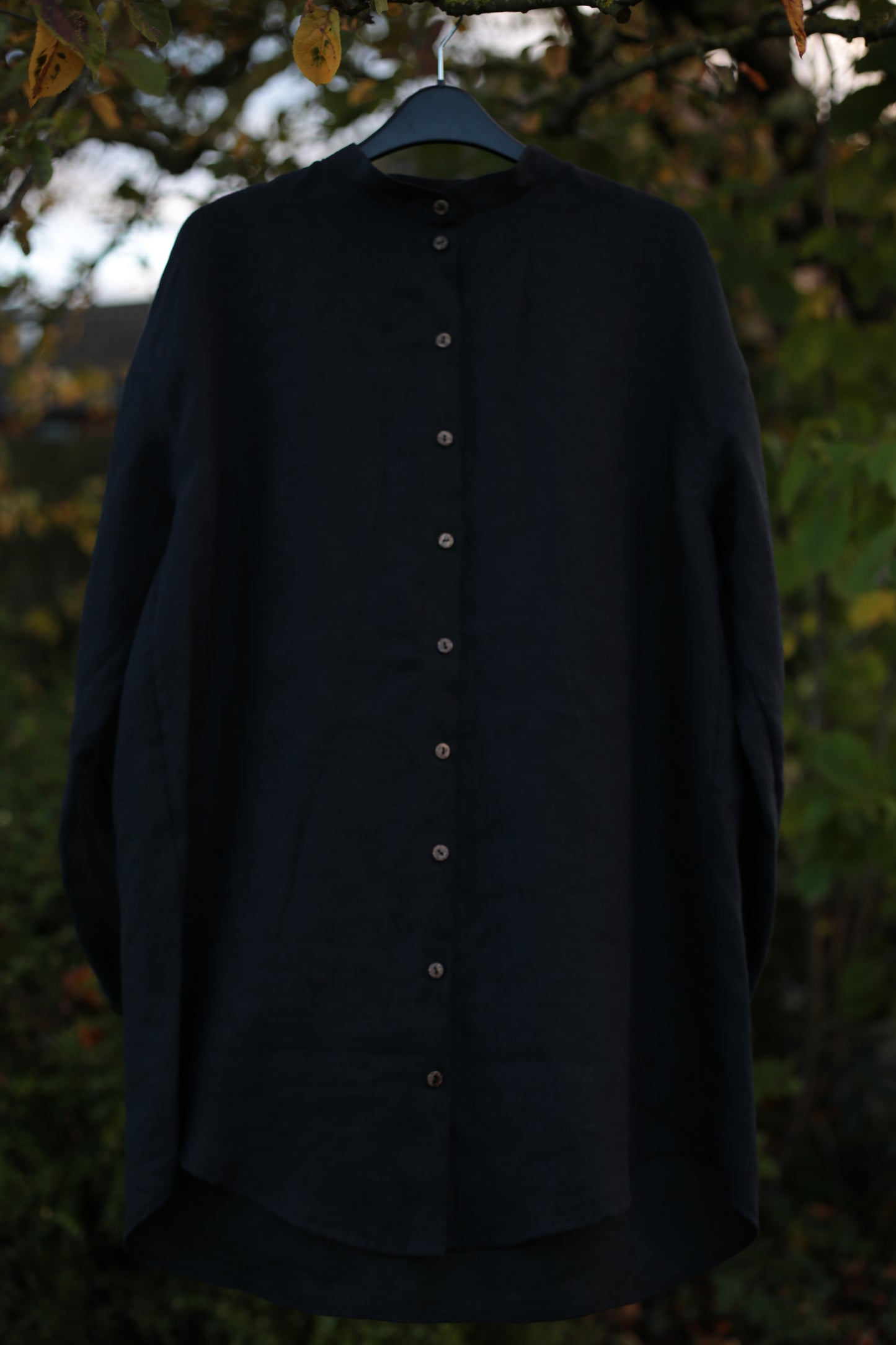 Traveller Linen shirt for women with stand collar in Black color