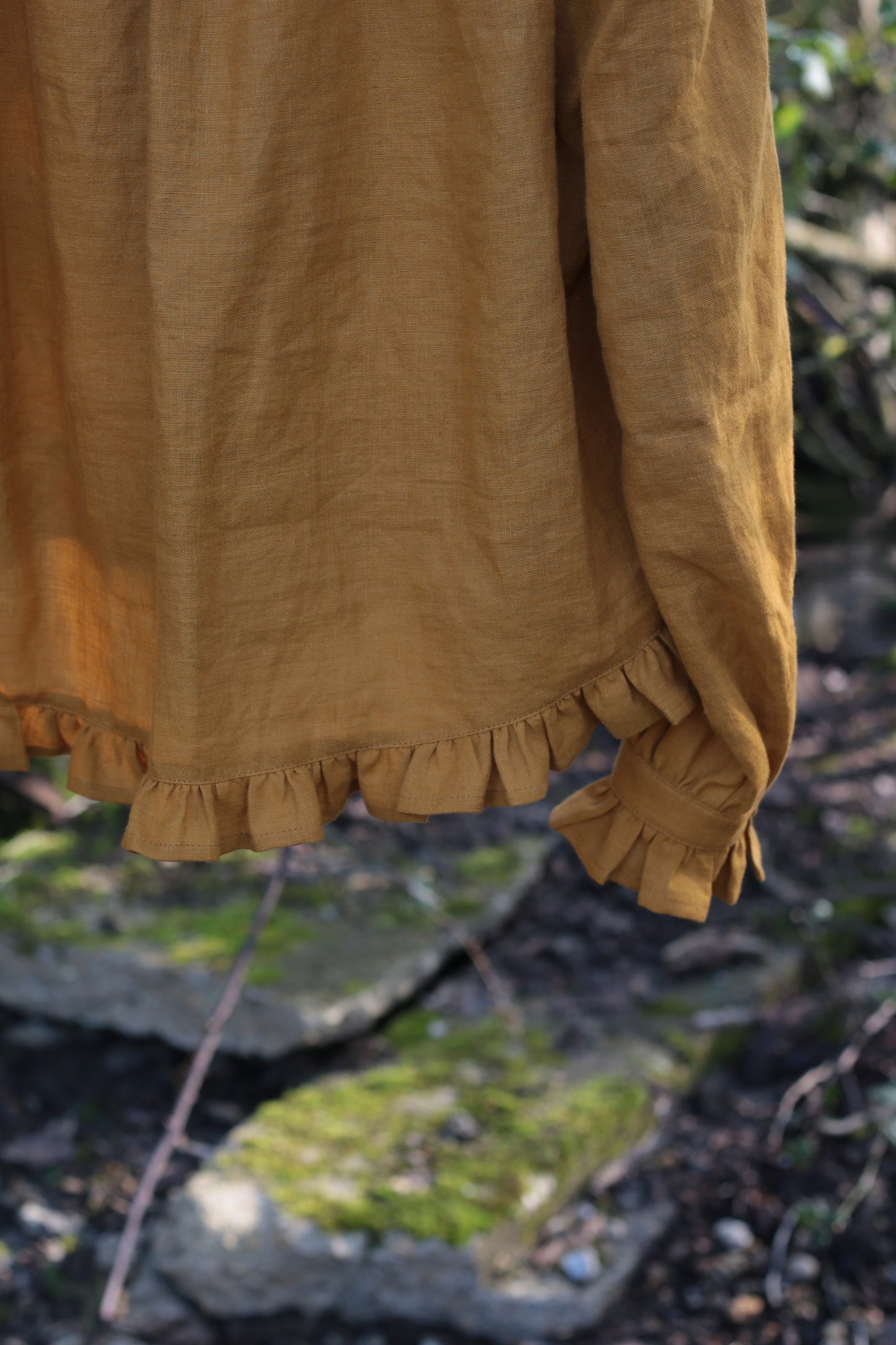 Dreamer blouse/shirt with frilled cuffs in Honey&Mustard colour